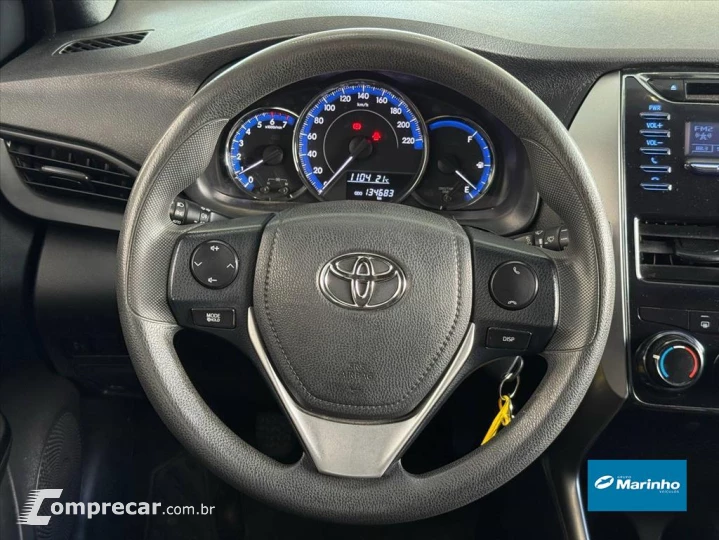 YARIS 1.3 16V FLEX XL MANUAL