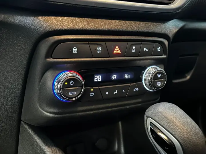 TRACKER Premier 1.2 Turbo 12V Flex Aut.