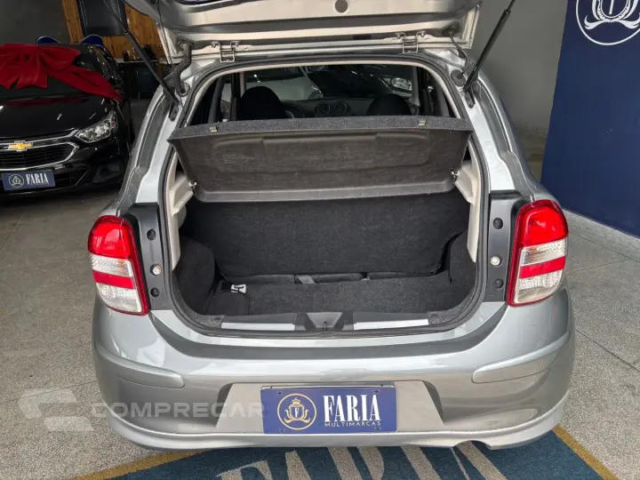 MARCH SR 1.6 16V Flex Fuel 5p