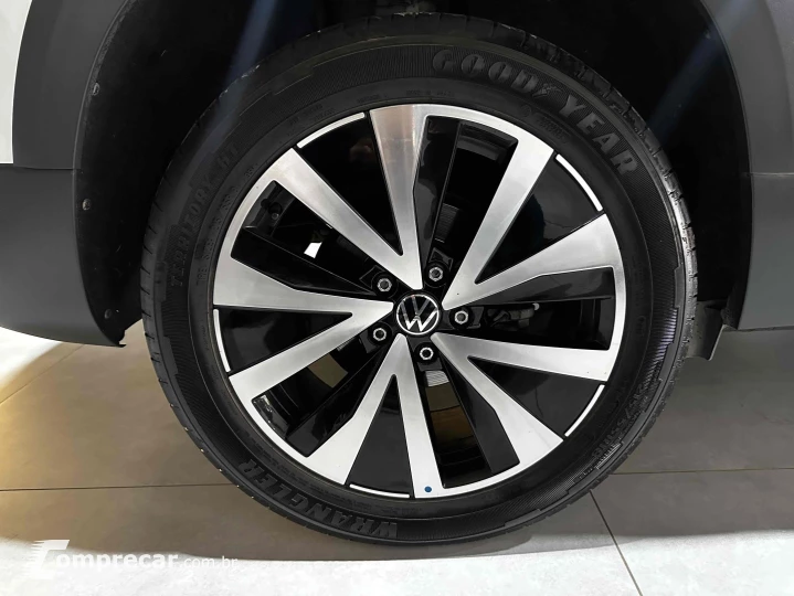 TAOS 1.4 250 TSI TOTAL FLEX HIGHLINE AUTOMÁTICO