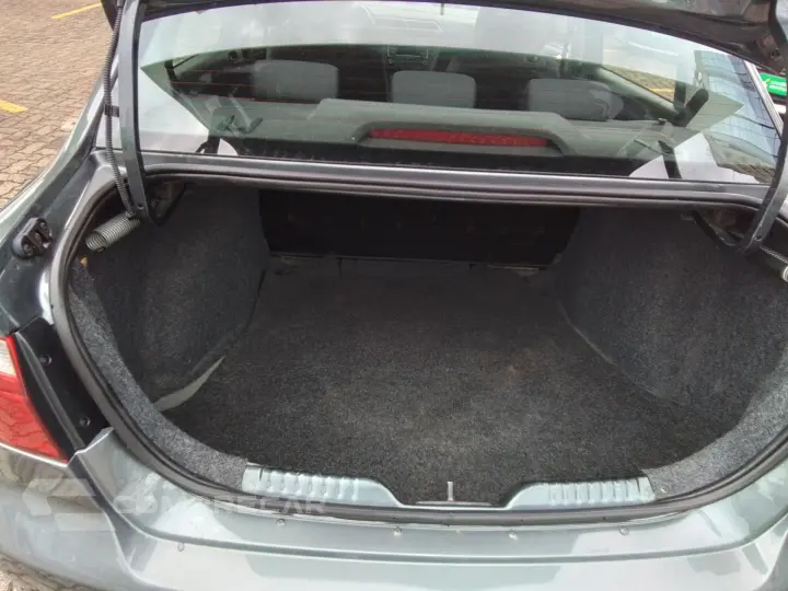 VOYAGE 1.0 12V MPI TOTALFLEX 4P MANUAL
