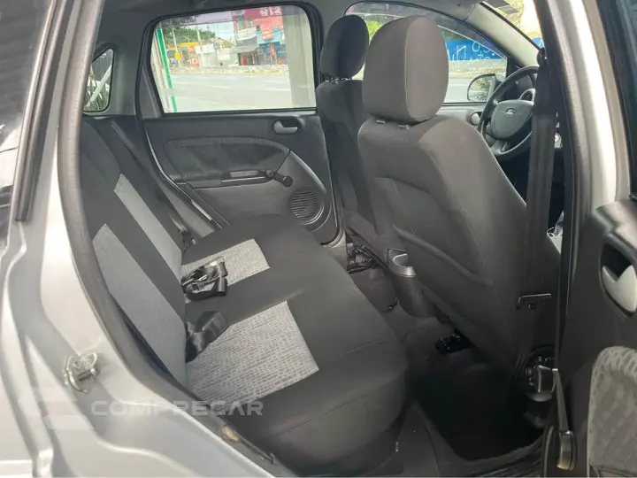 FIESTA 1.6 MPI Class Sedan 8V