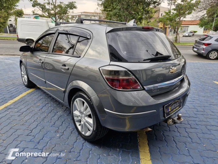 VECTRA 2.0 MPFI GT HATCH 8V FLEX 4P MANUAL