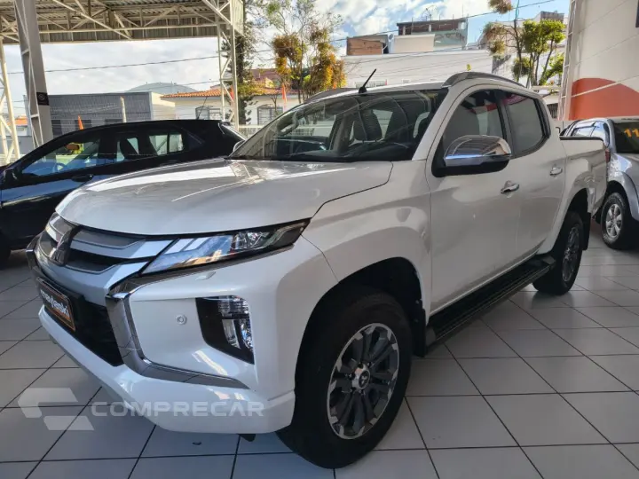 L 200 Triton 2.4 16V SPORT HPE 4X4 CABINE DUPLA TURBO DIESEL