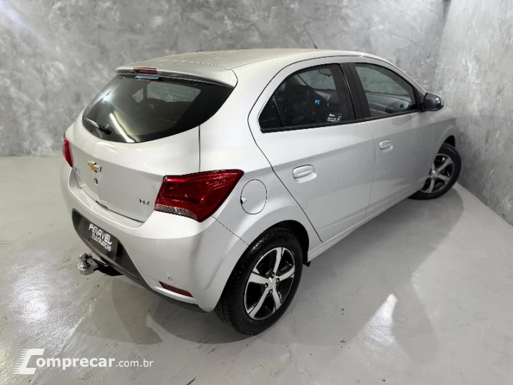 ONIX 1.4 MPFI LTZ 8V