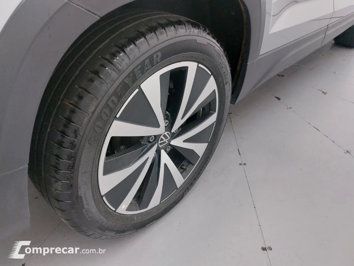 TAOS 1.4 250 TSI TOTAL FLEX HIGHLINE AUTOMÁTICO