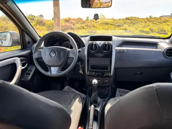 Duster Oroch 1.6 16V SCe Express (Flex)