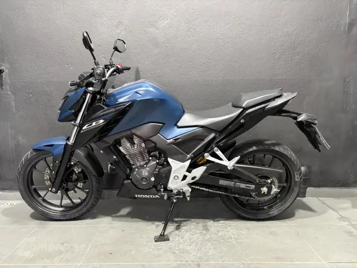 CB 300 F TWISTER ABS