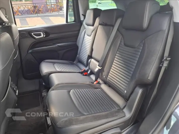 COMMANDER 1.3 T270 Turbo Limited