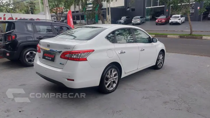 Nissan Sentra Unique 2.0 Flex Fuel 16V Aut.