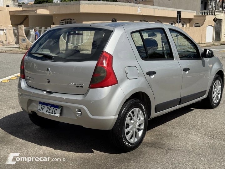 SANDERO 1.6 Expression 8V