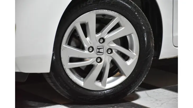 FIT - 1.5 DX 16V 4P MANUAL