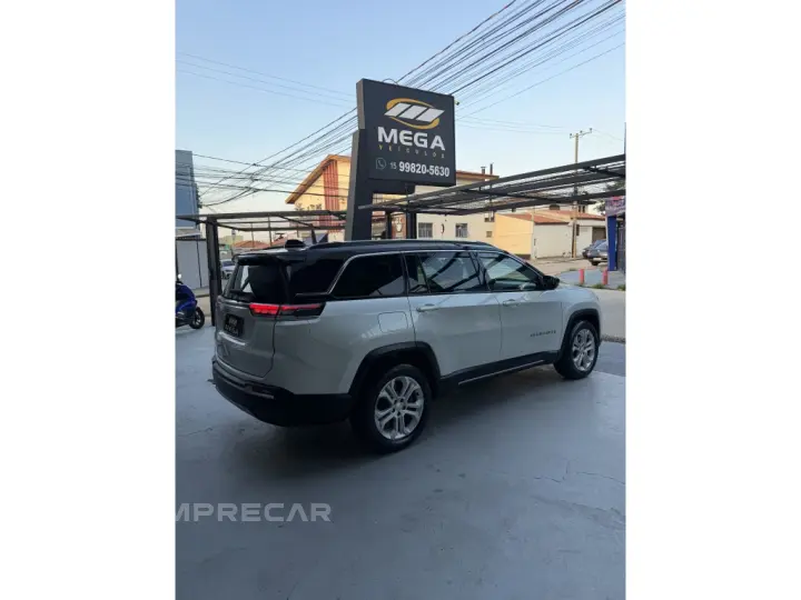 COMMANDER 1.3 T270 TURBO FLEX LONGITUDE AT6