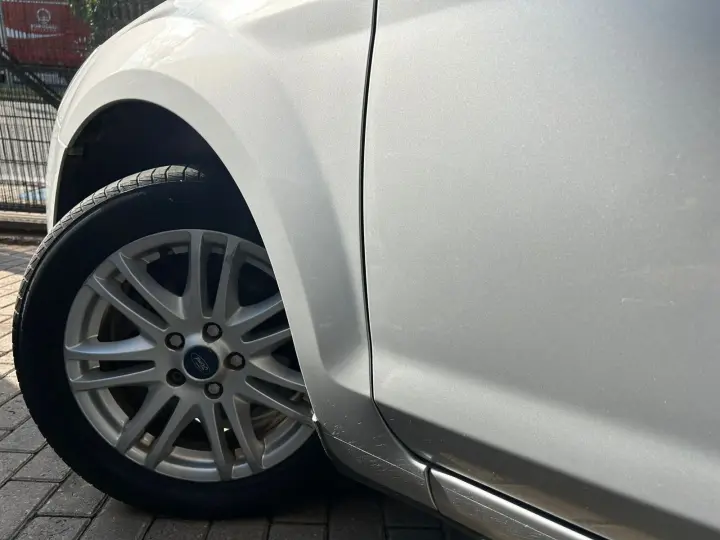 Focus Sedan 2.0 16V/2.0 16V Flex 4p