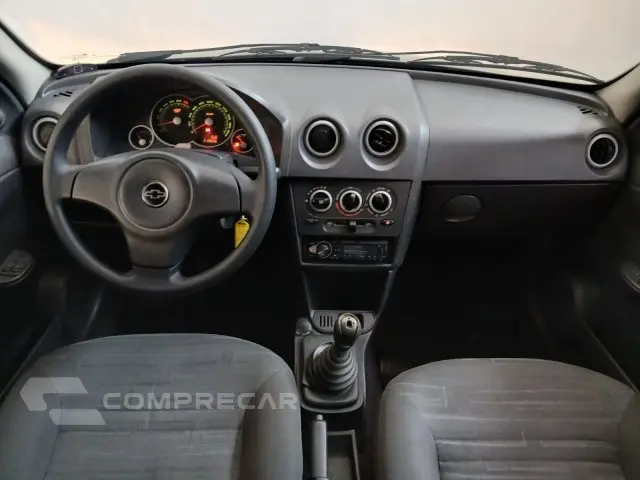 PRISMA - 1.4 MPFI MAXX 8V 4P MANUAL