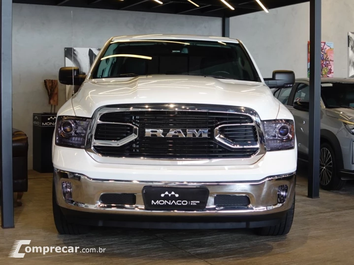 Classic 5.7 V8 32V 4P HEMI LARAMIE AUTOMÁTICO
