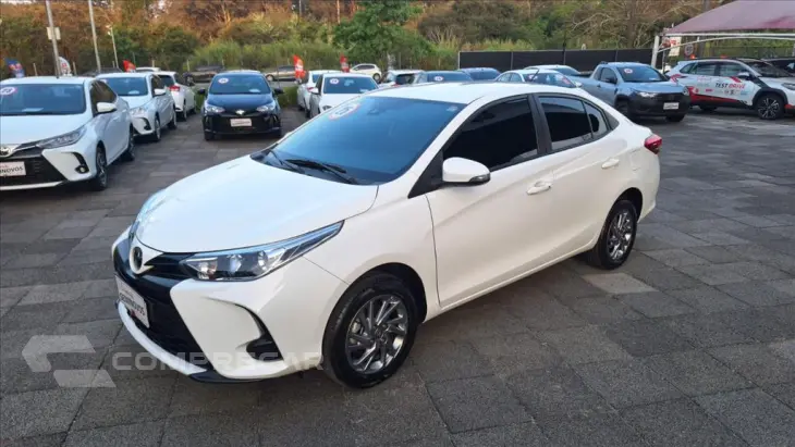 YARIS 1.5 16V FLEX SEDAN XS MULTIDRIVE
