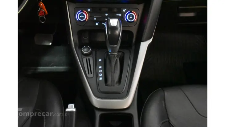 FOCUS SEDAN - 2.0 SE 16V 4P POWERSHIFT