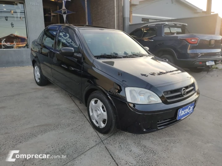 Corsa Sedan 1.0 MPFI 8V 71cv 4p
