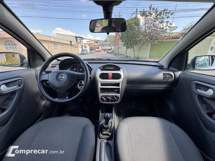 CORSA 1.4 MPFI Premium 8V