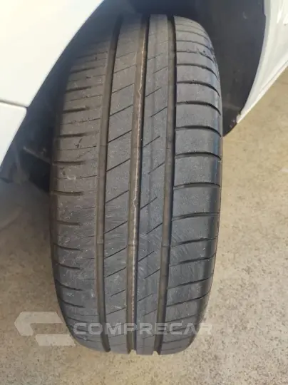 Fox Connect 1.6 Flex 8V 5p
