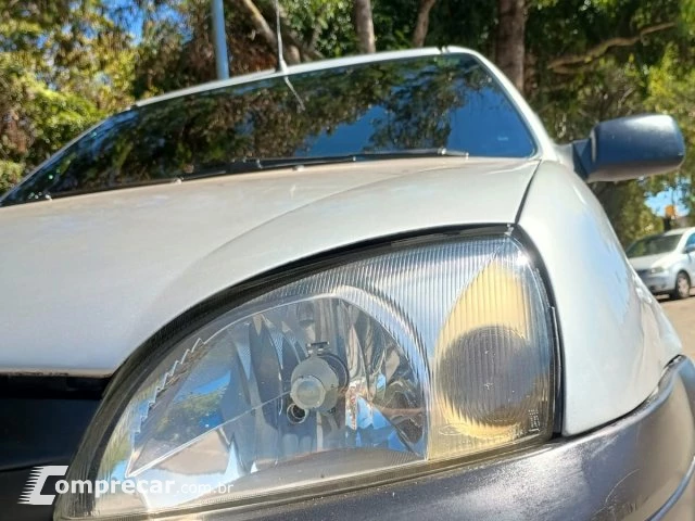 COURIER - 1.6 MPI L 8V 2P MANUAL