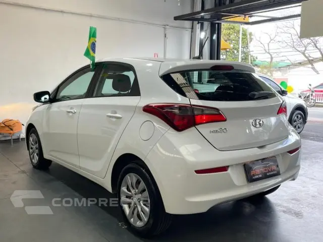 HB20 - 1.0 COMFORT PLUS 12V 4P MANUAL