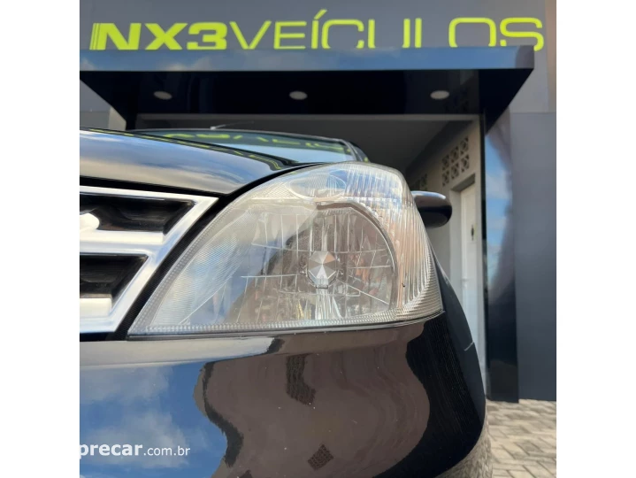 LIVINA 1.8 SL 16V FLEX 4P AUTOMÁTICO