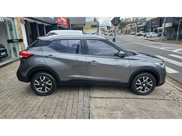 KICKS 1.6 16V FLEXSTART S 4P XTRONIC