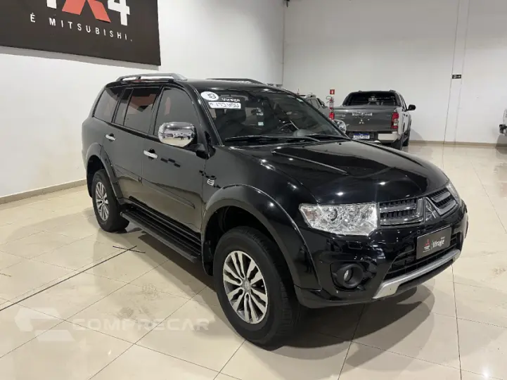 PAJERO 3.2 HPE 4X4 7 Lugares 16V Turbo Intercooler