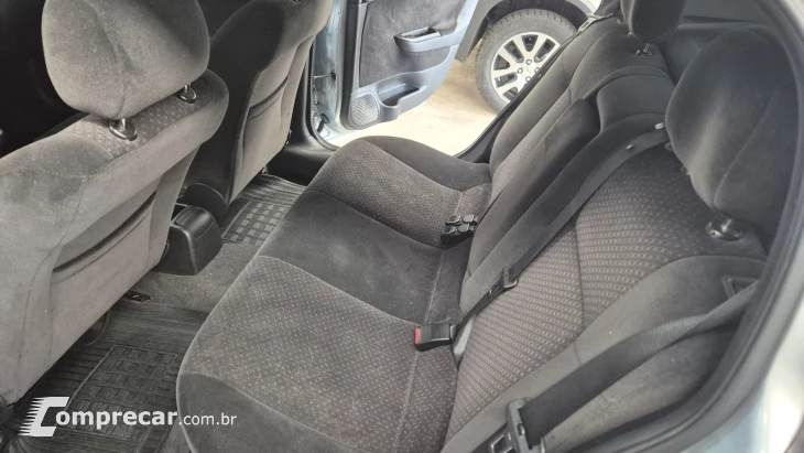 ASTRA 2.0 MPFI Advantage 8V