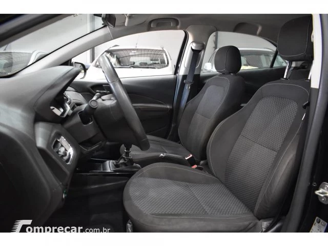 PRISMA - 1.4 MPFI LT 8V 4P MANUAL