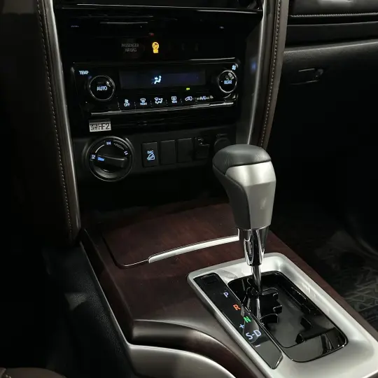 Hilux SW4 SRX 4x4 2.8 7 LUGARES TDI 16V Diesel Aut.