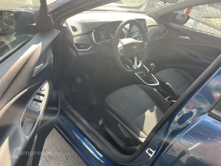 Onix Hatch 1.0 4P FLEX LT PLUS