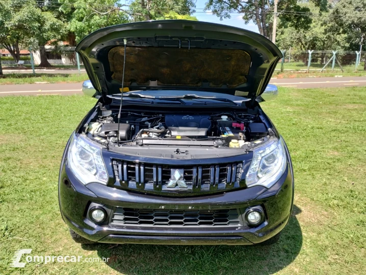 L200 TRITON 2.4 16V Turbo Sport HPE TOP CD 4X4