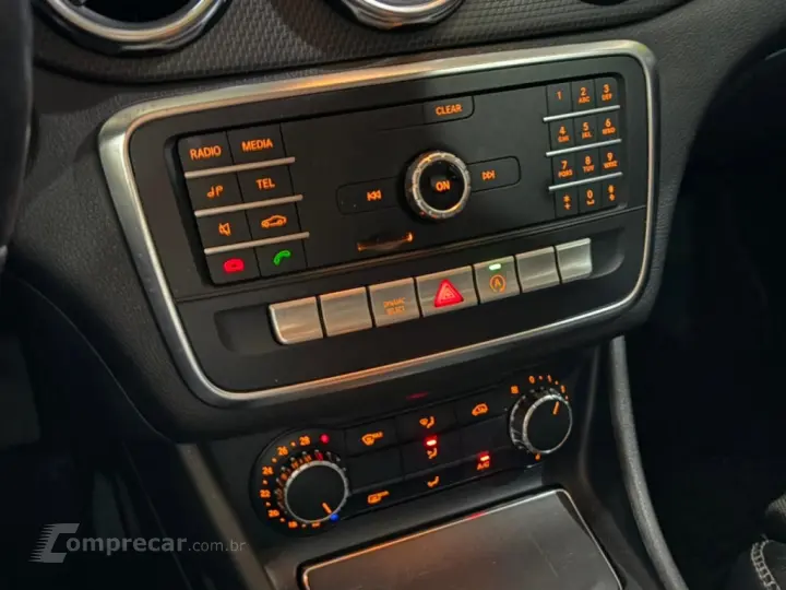 GLA 200 1.6 CGI FLEX STYLE 7G-DCT