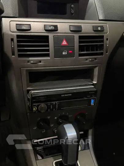 VECTRA 2.0 MPFI Expression 8V 140cv