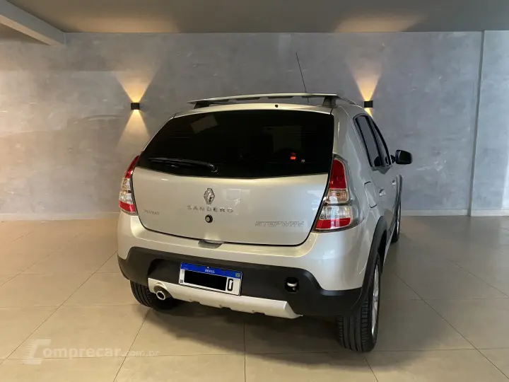 SANDERO 1.6 16V SCE Stepway