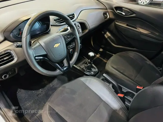 PRISMA - 1.4 MPFI LT 8V 4P MANUAL