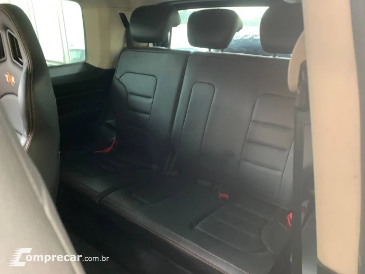 T-4 TX4 4x4 3.2 20V Cap.Ríg Diesel Aut.