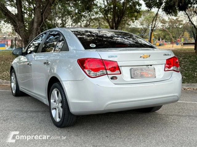 CRUZE SEDAN - 1.8 LT 16V 4P AUTOMÁTICO
