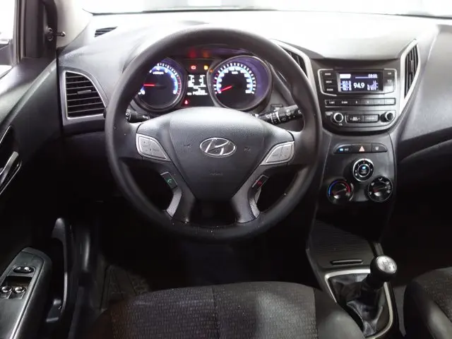 HB20 - 1.0 UNIQUE 12V 4P MANUAL