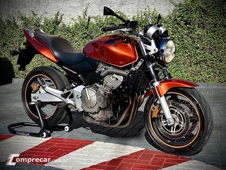 CB 600F HORNET