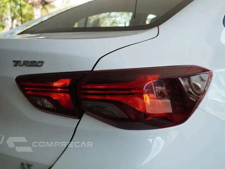 ONIX ONIX SEDAN PLUS LT 1.0 12V TB FLEX AUT.