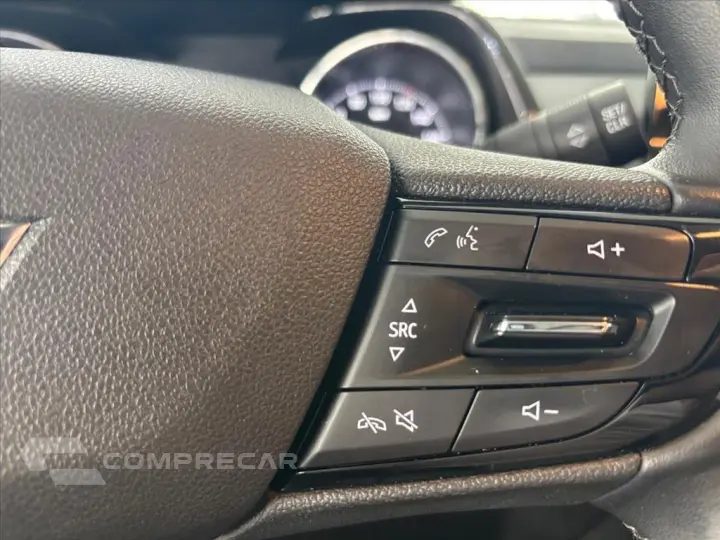 TRACKER 1.0 TURBO FLEX MIDNIGHT AUTOMÁTICO