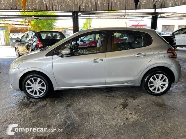 208 - 1.5 ACTIVE 8V 4P MANUAL