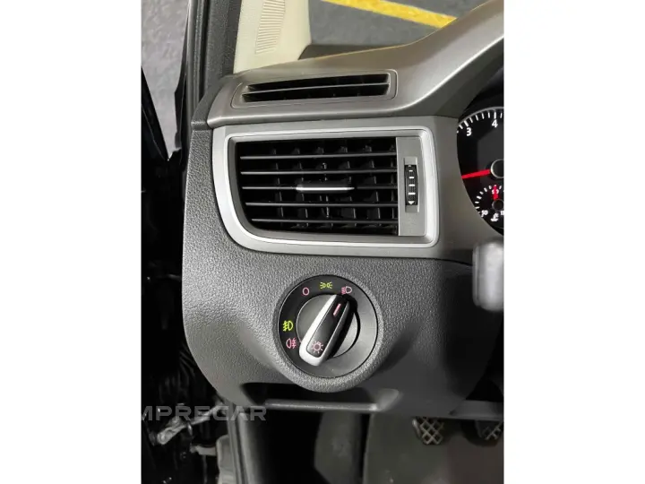 FOX 1.6 MSI COMFORTLINE 8V FLEX 4P MANUAL