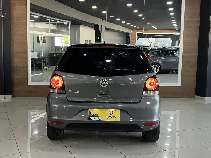 POLO 1.6 MI SPORTLINE 8V FLEX 4P MANUAL