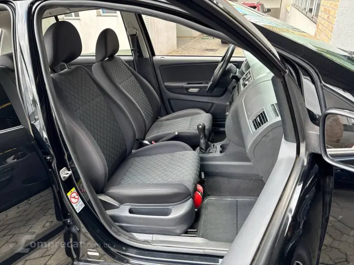 Fox Trendline 1.6 Flex 8V 5p