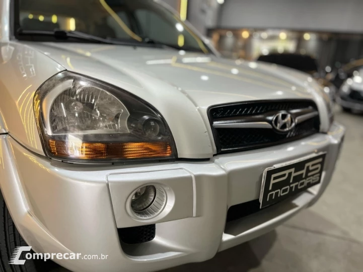 TUCSON 2.0 MPFI GLS 4X2 16V 143cv 2WD